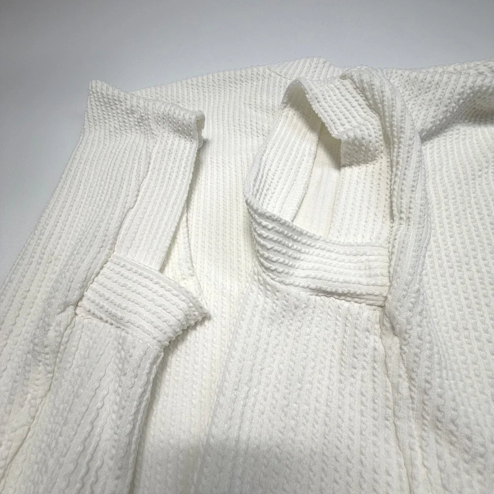ENTRO Cream Waffle Knit Short Sleeve Sweater‎ Top No Size Tag Relaxed Fit